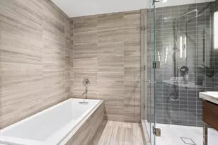 430 Stuart St, Boston, MA 02116 - Photo 8