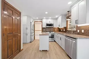 87 Pickens St, Lakeville, MA 02347 - Photo 8