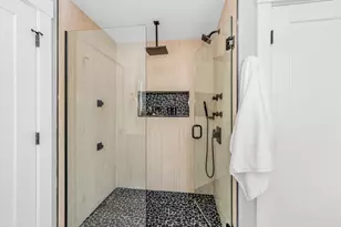 442 Lowell Ave, Newton, MA 02460 - Photo 24