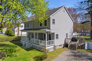 21 Bedford Dr, Grafton, MA 01536 - Photo 4