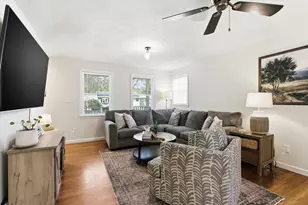 21 Bedford Dr, Grafton, MA 01536 - Photo 10