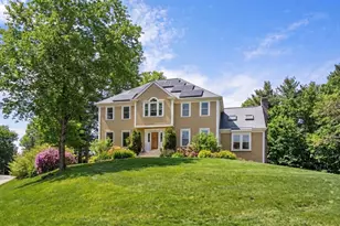 16 Heather Ln, Southborough, MA 01772 - Photo 2