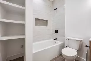776 E 6th St, Boston, MA 02127 - Photo 20