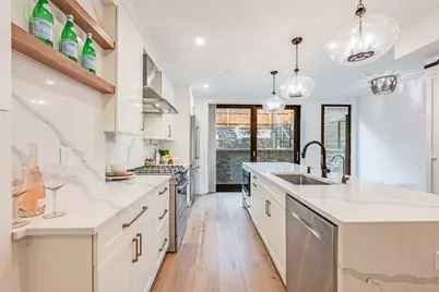 776 East Sixth Street #1, Boston, MA 02127 - Photo 2