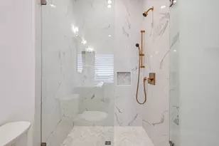 776 E 6th St, Boston, MA 02127 - Photo 14