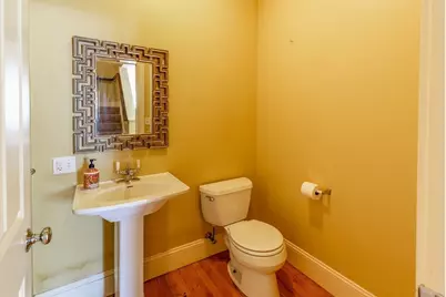 310 Court St #2, Plymouth, MA 02360 - Photo 6