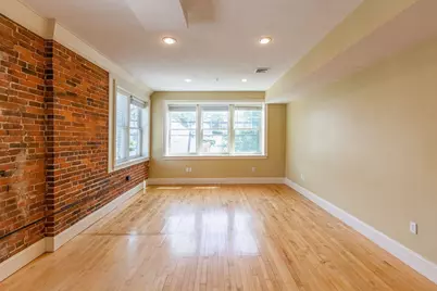 310 Court St #2, Plymouth, MA 02360 - Photo 4