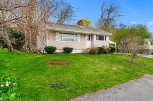 14 Wilson Rd, Wakefield, MA 01880 - Photo 22