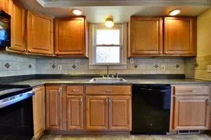 50 Roy St, Northbridge, MA 01588 - Photo 12