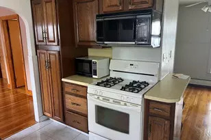 14 Prentice St, Worcester, MA 01604 - Photo 4