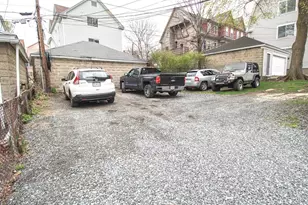 85 Harlem St, Worcester, MA 01610 - Photo 32