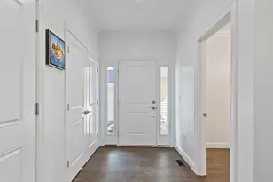 206 W Main St, Georgetown, MA 01833 - Photo 4
