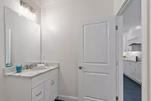 206 W Main St, Georgetown, MA 01833 - Photo 14