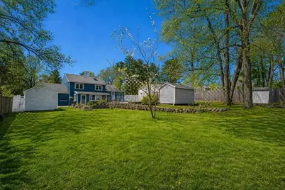 25 Lakeview Ave, Holbrook, MA 02343 - Photo 34