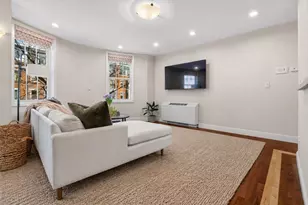 13 Bowdoin St, Boston, MA 02114 - Photo 2