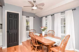 51 Richardson Ave, Dracut, MA 01826 - Photo 4