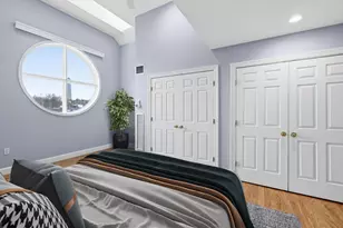 65 Chelsea St, Boston, MA 02129 - Photo 14