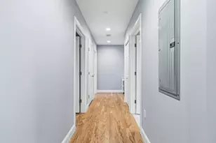 65 Chelsea St, Boston, MA 02129 - Photo 12
