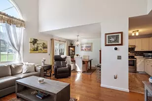 25 Sturbridge Hill Rd, Sturbridge, MA 01566 - Photo 14
