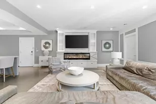 621 E 1st St, Boston, MA 02127 - Photo 10