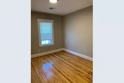 70 Frederick Ave #70, Medford, MA 02155 - Photo 4