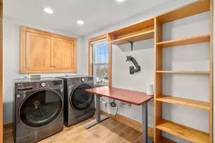 285 Fairmount Ave, Boston, MA 02136 - Photo 18