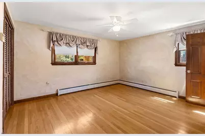 105 Starr Ave, Lowell, MA 01852 - Photo 18
