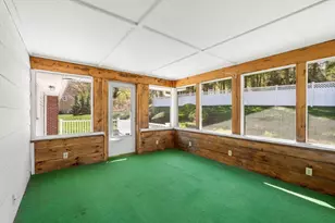 105 Starr Ave, Lowell, MA 01852 - Photo 30
