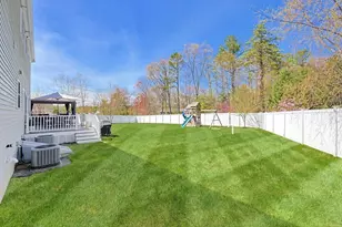 10 Veterans Way, North Attleboro, MA 02760 - Photo 42