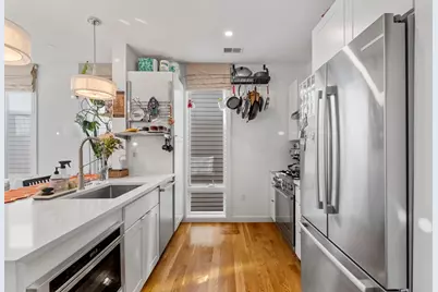 49 Rogers St #7, Boston, MA 02127 - Photo 2