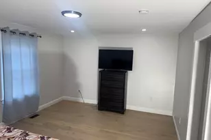 17 Cherry St, Medford, MA 02155 - Photo 20