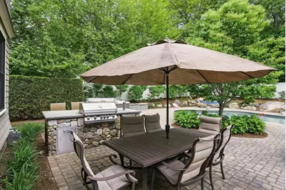 4 Abbott Ln, Bedford, MA 01730 - Photo 38