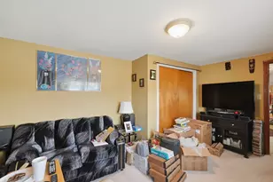 62 Topham St, New Bedford, MA 02746 - Photo 28