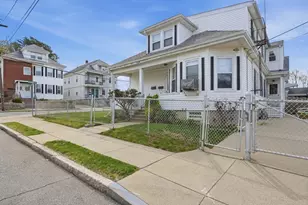62 Topham St, New Bedford, MA 02746 - Photo 2