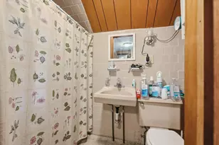 62 Topham St, New Bedford, MA 02746 - Photo 30