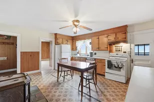 16 Main St, Brookfield, MA 01506 - Photo 6