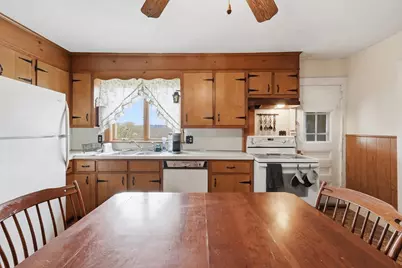 16 Main St, Brookfield, MA 01506 - Photo 8