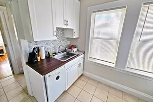 233 Faneuil St, Boston, MA 02135 - Photo 10