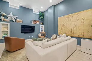 340 Meridian St, Boston, MA 02128 - Photo 2
