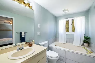 35 Pilgrim Village Rd #403, Taunton, MA 02780 - Photo 16