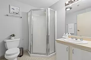 534 Commonwealth Ave, Boston, MA 02215 - Photo 10