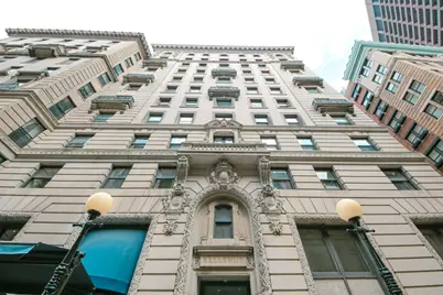 21 Beacon St #3K, Boston, MA 02108 - Photo 2