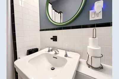 21 Beacon St #3K, Boston, MA 02108 - Photo 8