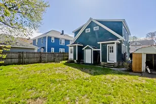 32 Chateaugay St, Chicopee, MA 01020 - Photo 4
