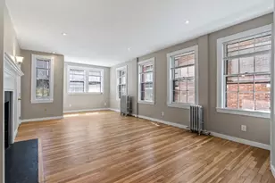 82 Phillips St, Boston, MA 02114 - Photo 10
