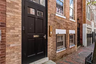 82 Phillips St, Boston, MA 02114 - Photo 16