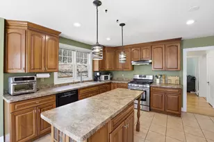 145 Boylston Cir, Shrewsbury, MA 01545 - Photo 16