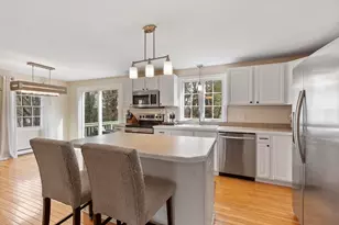 19 Fieldstone Dr, Gardner, MA 01440 - Photo 4