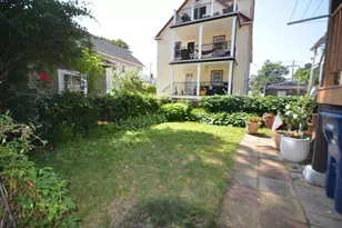 11 Hobson St, Boston, MA 02135 - Photo 36