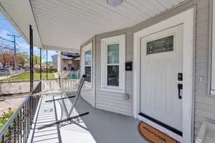 19 4th St, Medford, MA 02155 - Photo 4